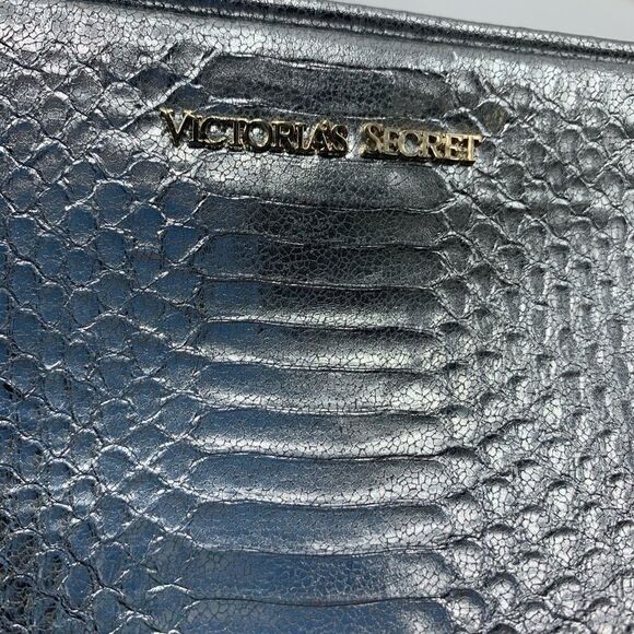 Victoria’s Secret silver metallic crossbody purse - Picture 2 of 8